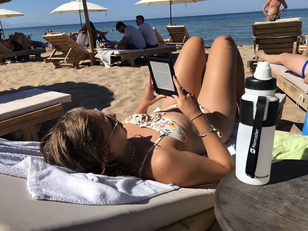 Beach Packing List: 18 Essential Categories and Tips