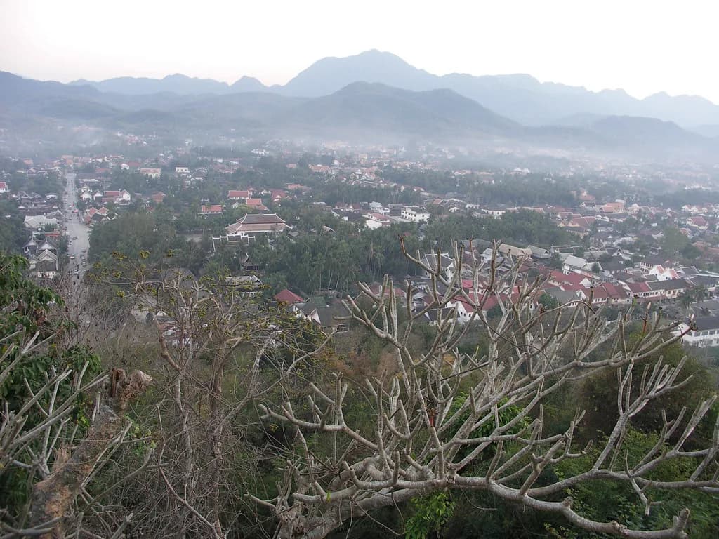 Luang Prabang Laundry and Capsule Wardrobe Guide