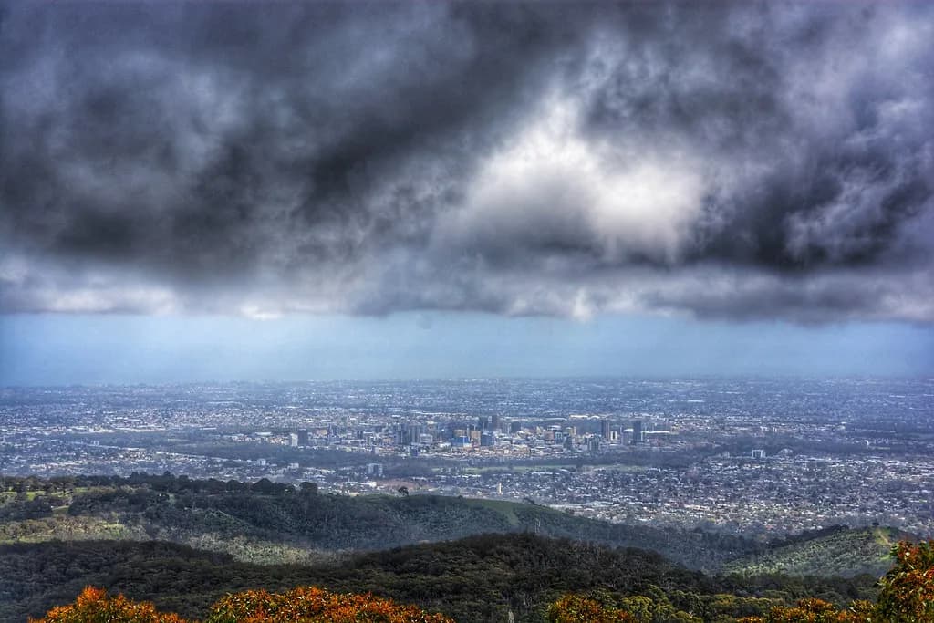 What to Pack for a Day Trip to the Adelaide Hills