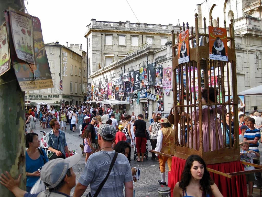 What to Wear in Avignon in December: Packing for the Festive Season