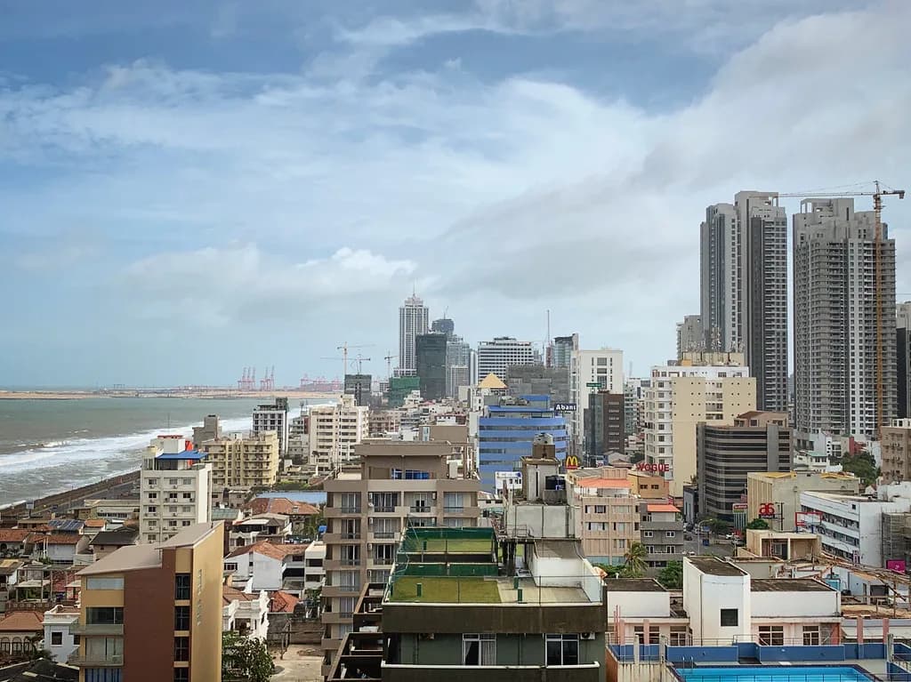 What to Wear in Colombo in December: A Practical Packing Guide