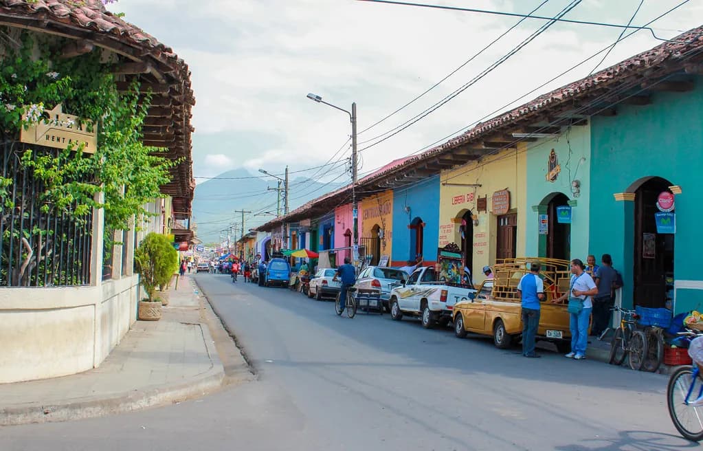 8 Essential Tips for What to Wear in Granada in September