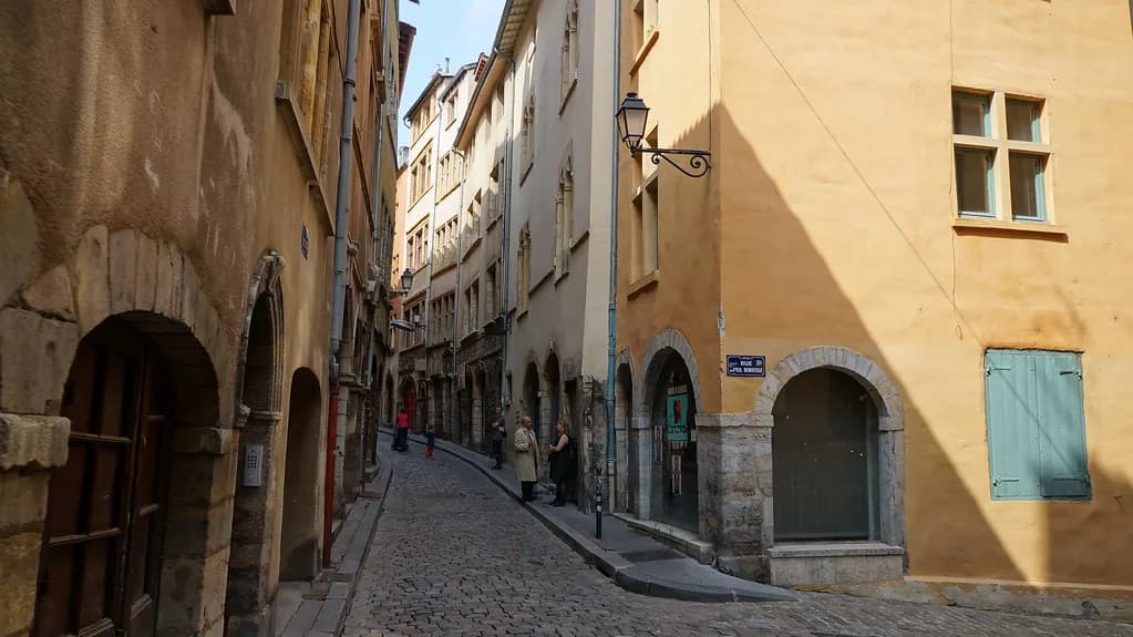 What to Wear in Lyon in August: A Local Style Guide