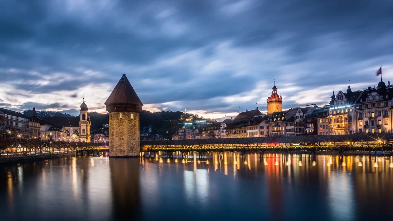 What to Wear in Lucerne in June: Packing List & Outfit Ideas