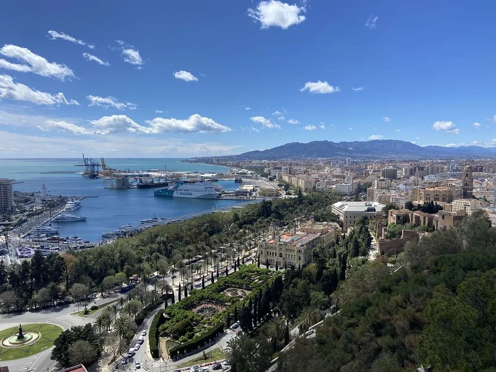 What to Wear in Malaga in February: Packing Guide