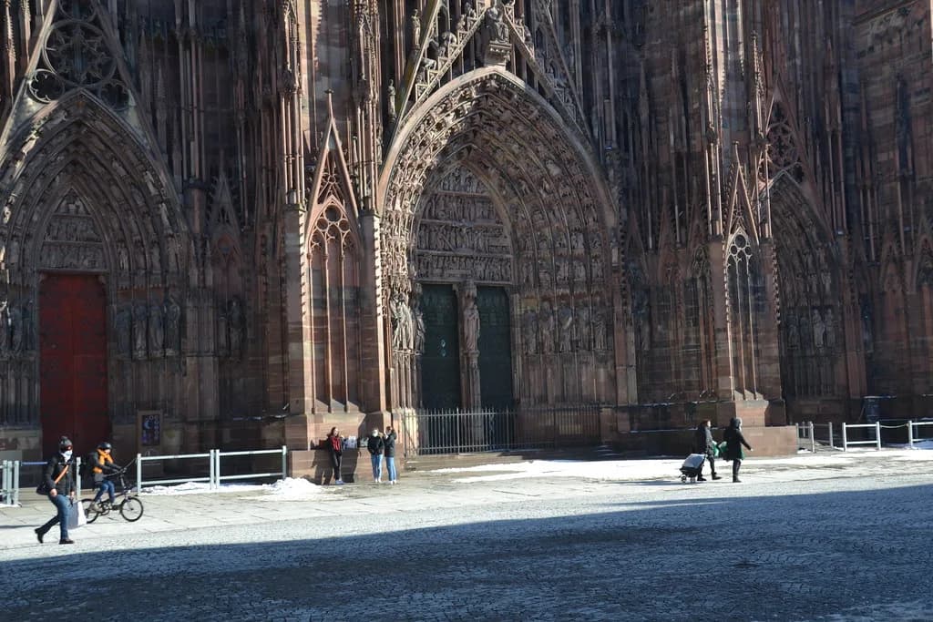 What to Wear in Strasbourg in July