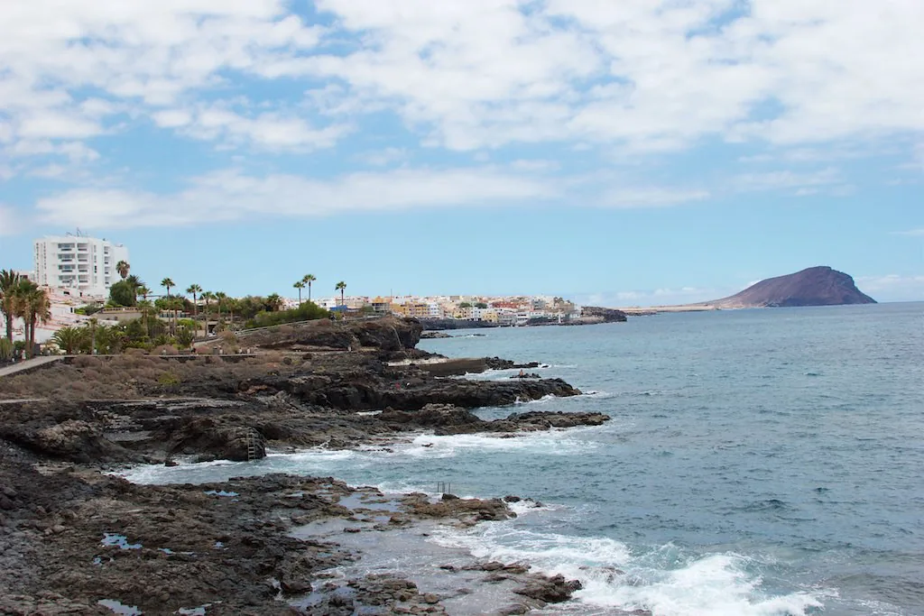 What to wear in Tenerife outfits