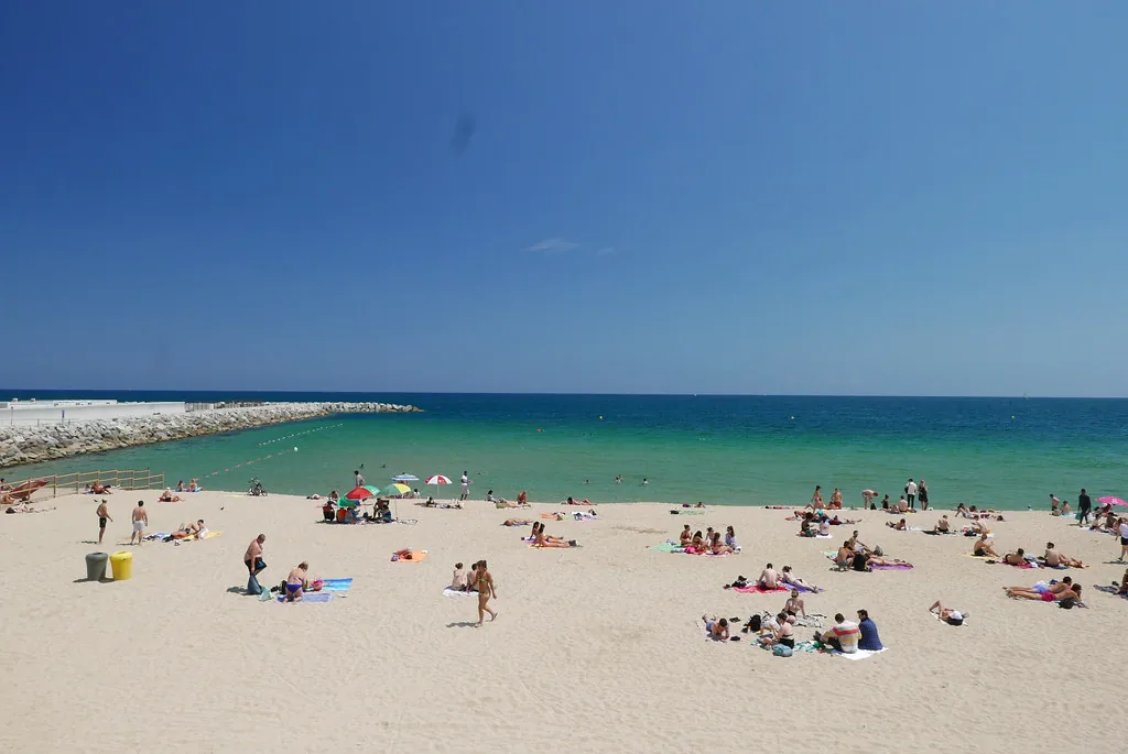 What to wear in Barcelona in October