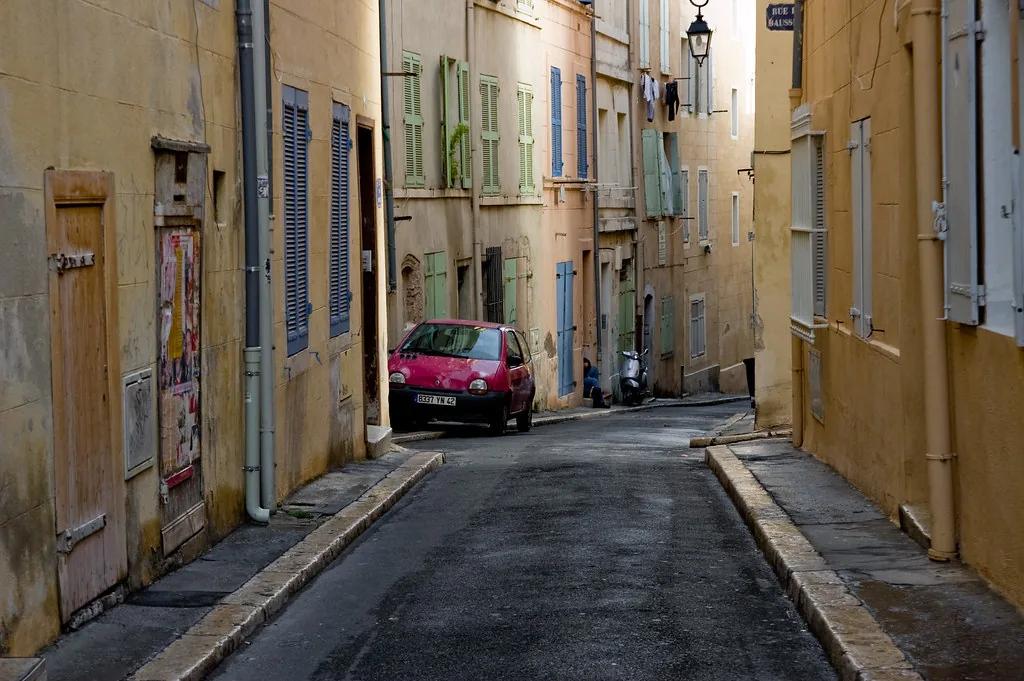 A Marseille street in autumn, the kind of pedestrian terrain that shapes October outfit and footwear choices