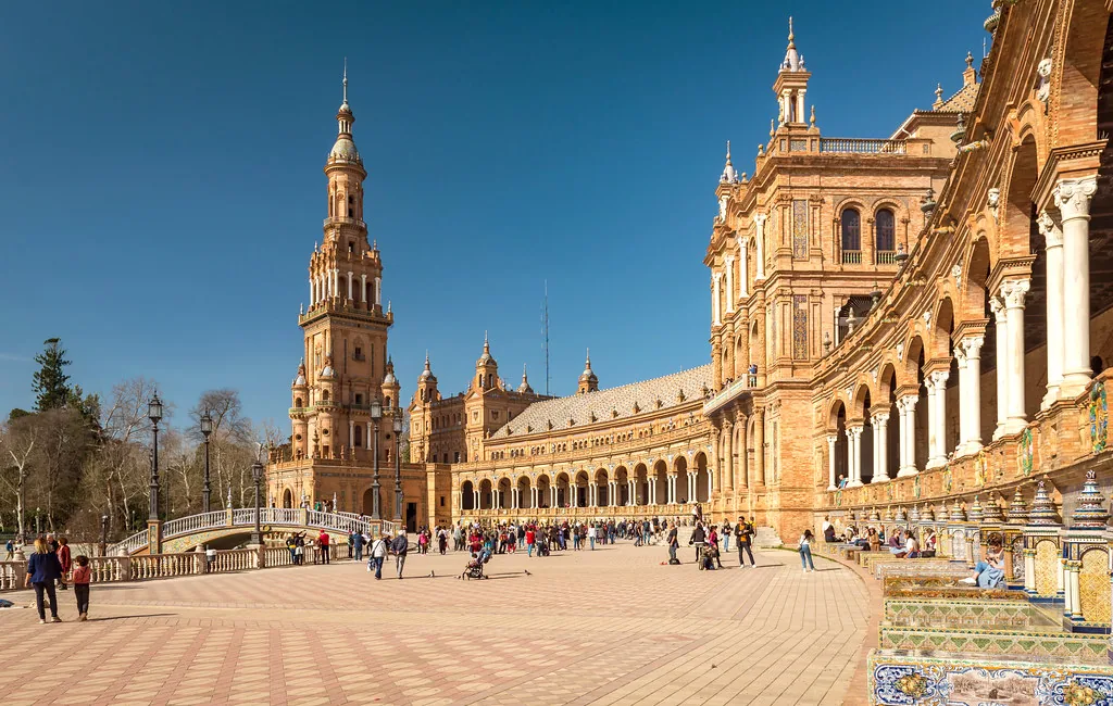 What to wear in Seville in August
