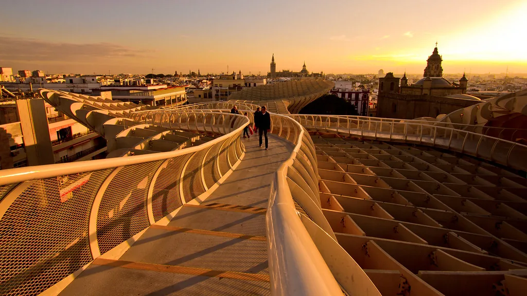 What to wear in Seville in February