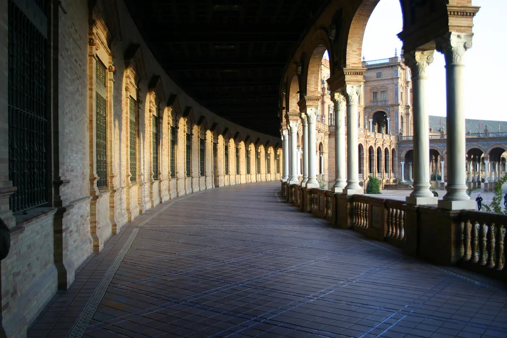 What to wear in Seville in May