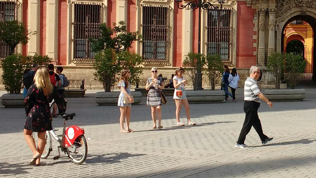 What to wear in Seville in November