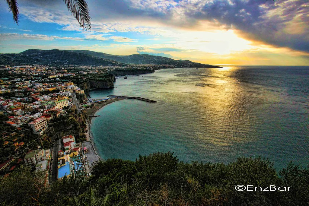 Sorrento and Italian coastal scene illustrating relaxed elegant warm-weather dressing
